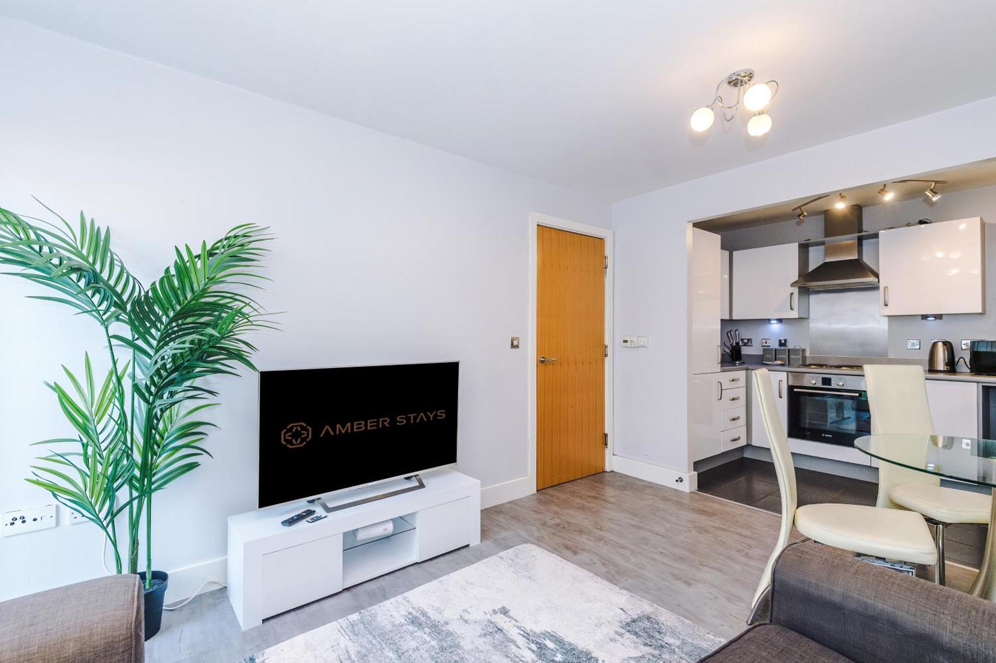 Apartment Modern 2 Bed In Centre, Perfect For Business & Long With Free Parking Birmingham